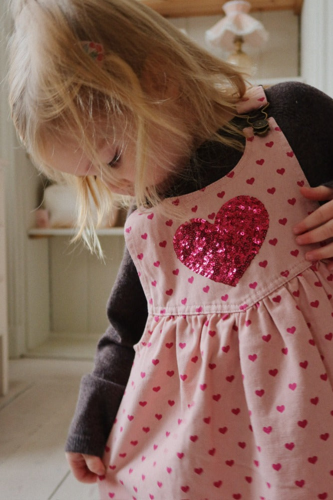 [콩제슬래드] 노라 시퀸 스펜서 드레스 KS103949